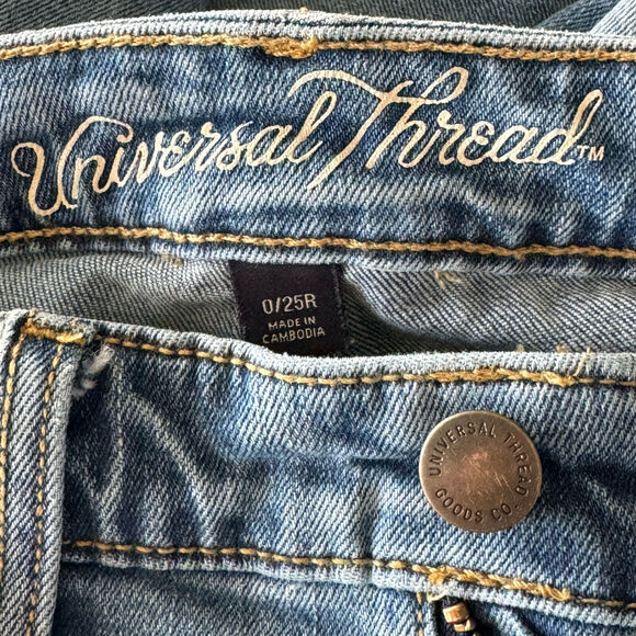 Universal Thread SZ 0/25 Kick Boot Crop Jeans Hi-Rise Zip-Fly Stretch Frayed Hem - Picture 7 of 9